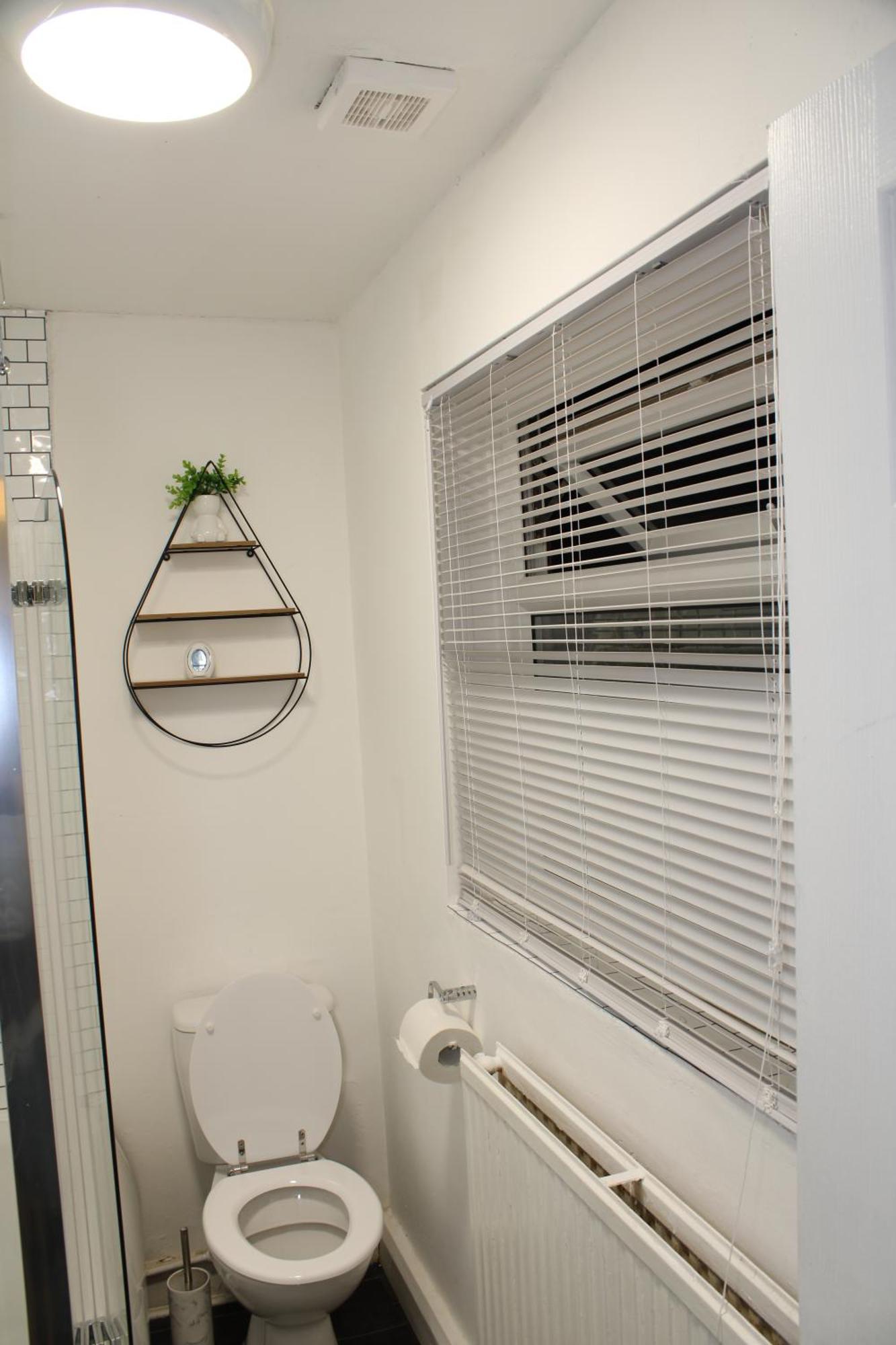 F2S Serviced Apartments 2Bedroom Terrace House With Free Wifi Netflix Suitable For Contractors Walking Distance To Train Station Derby Exterior foto